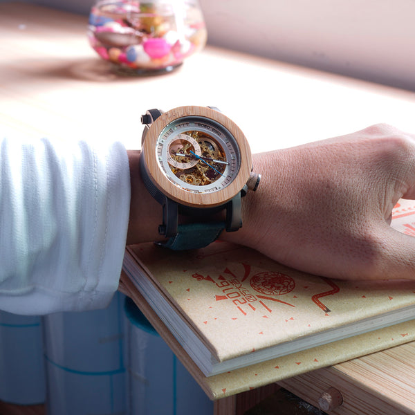 Steeling In Wooden Watch